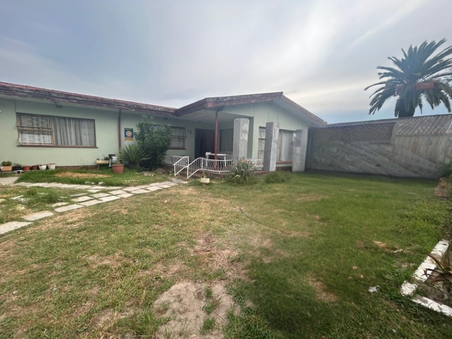 4 Bedroom Property for Sale in Rustdal Western Cape
